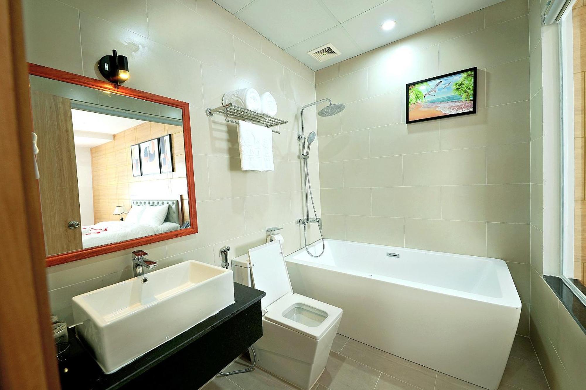 Khach San Xa Nu Hotel Kon Tum Buitenkant foto