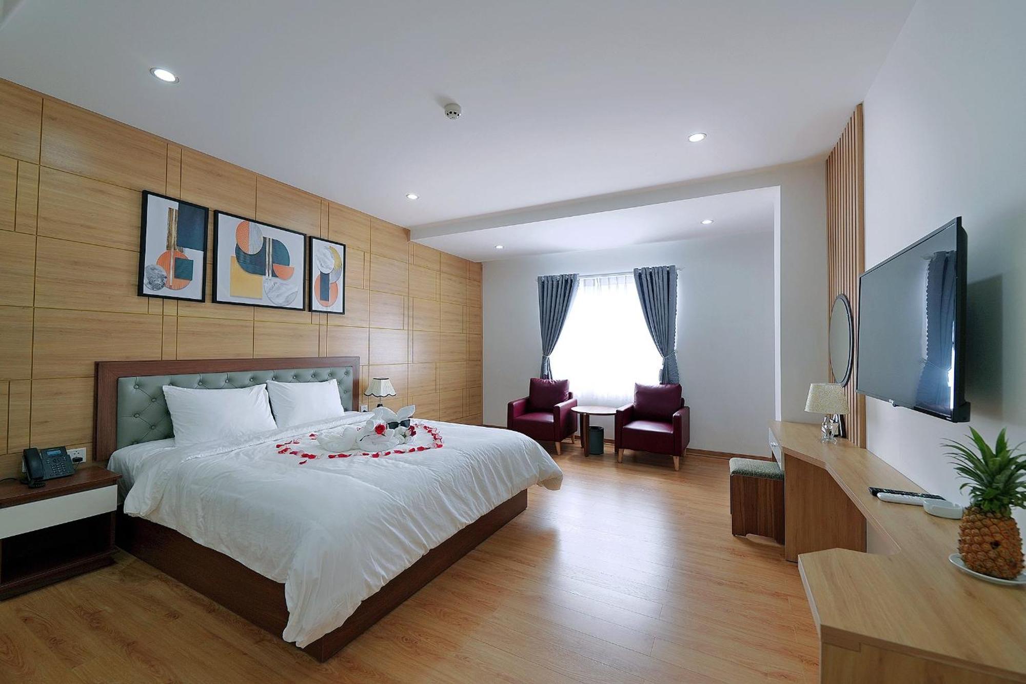 Khach San Xa Nu Hotel Kon Tum Buitenkant foto